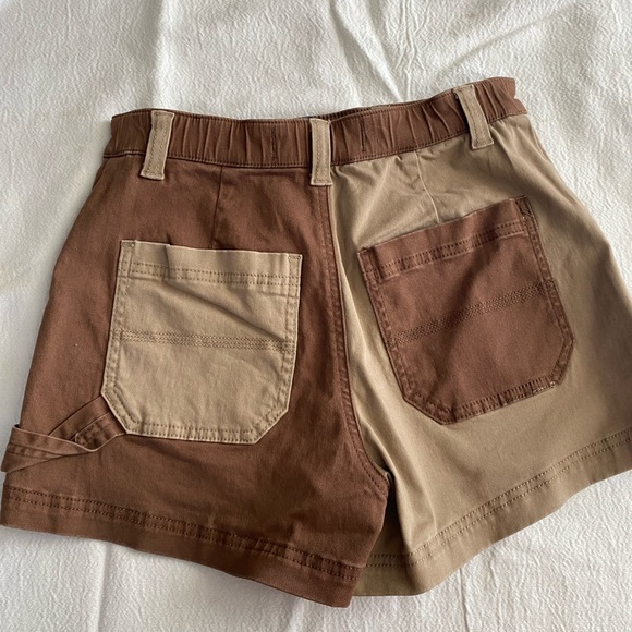 BNWT High wasted hollister shorts - Picture 3 of 7